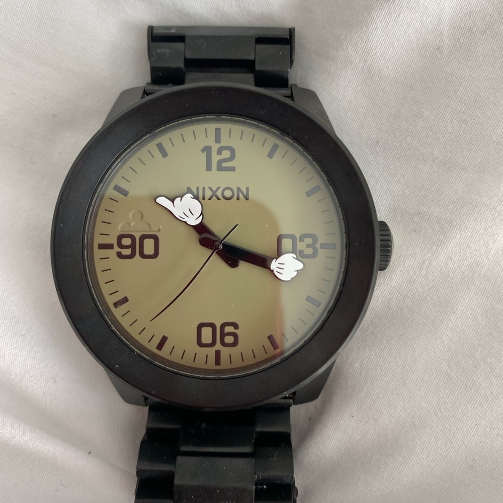 Mens Nixon Disney Watch COLLECTORS ITEM
